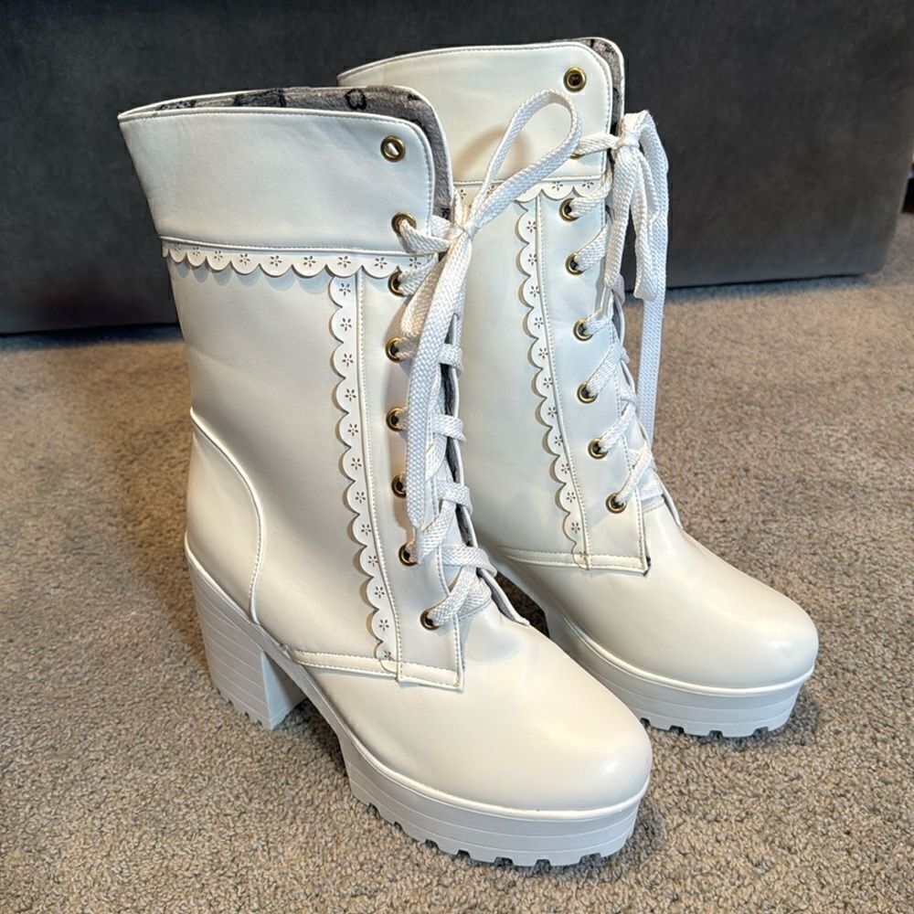 Women’s White Lace Up Chunky Heeled Boots Size 11 (42 EU) NEW - Picture 3 of 13